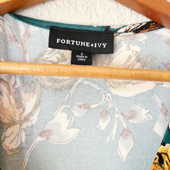 Fortune + Ivy Irene Faux Wrap Floral Knit Straight Hem Maxi Dress- Size Small - Picture 4 of 6